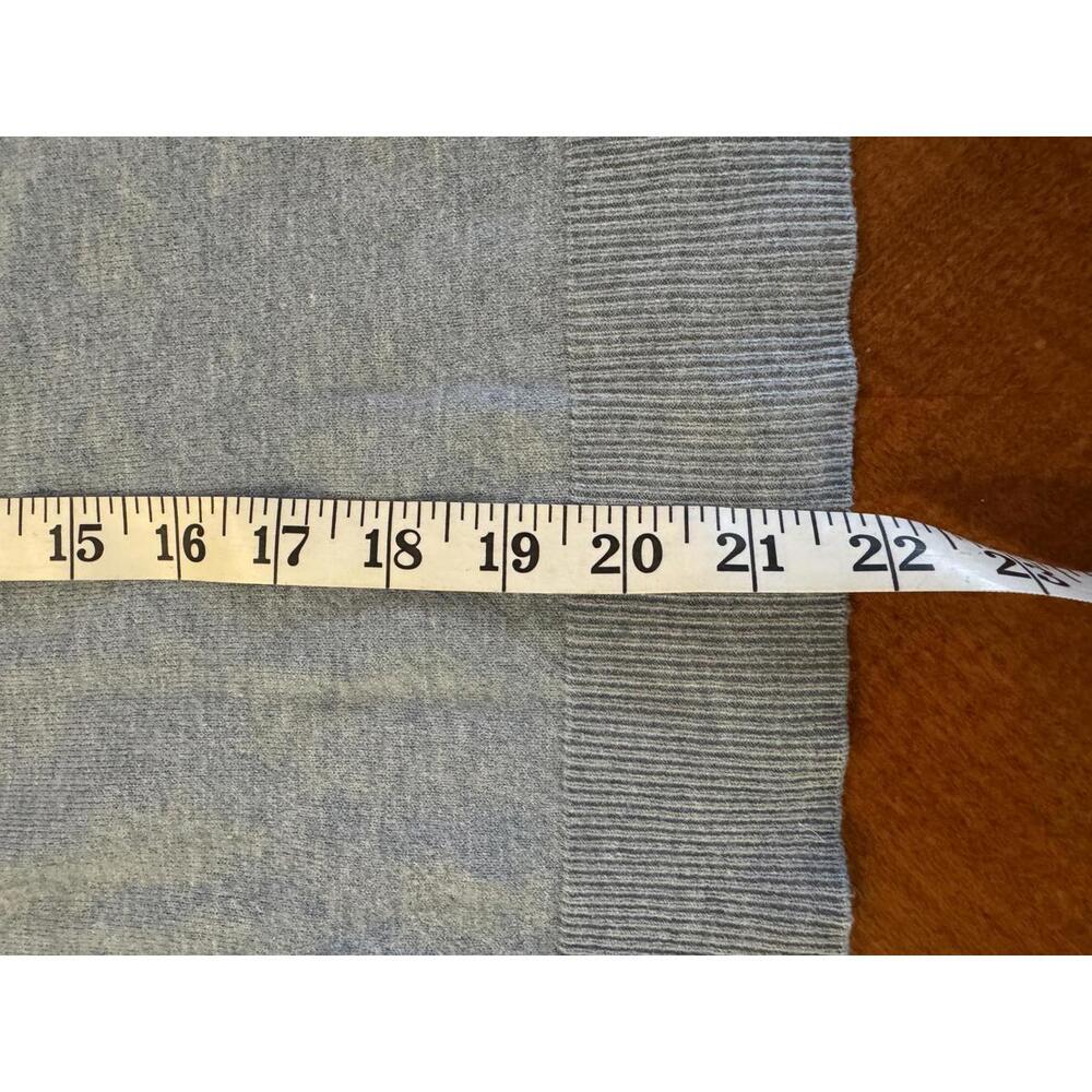 Women’s Light Blue Crew Neck Sweater, Size Large - Picture 6 of 7